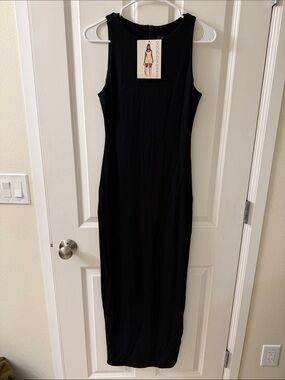 naked wardrobe Black Sleeveless Maxi Dress